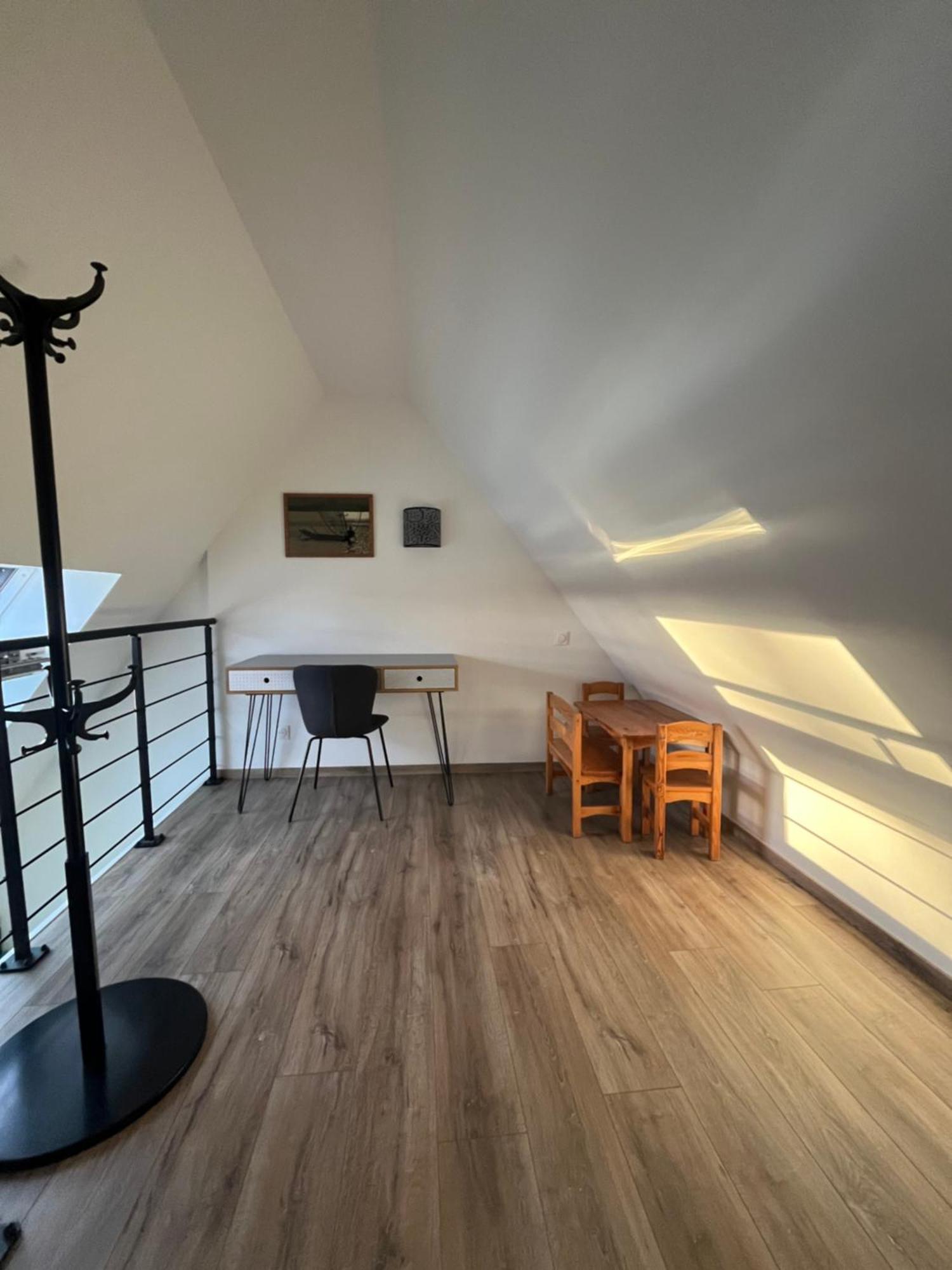 Maison Renovee Au Calme Bieville-Beuville Esterno foto